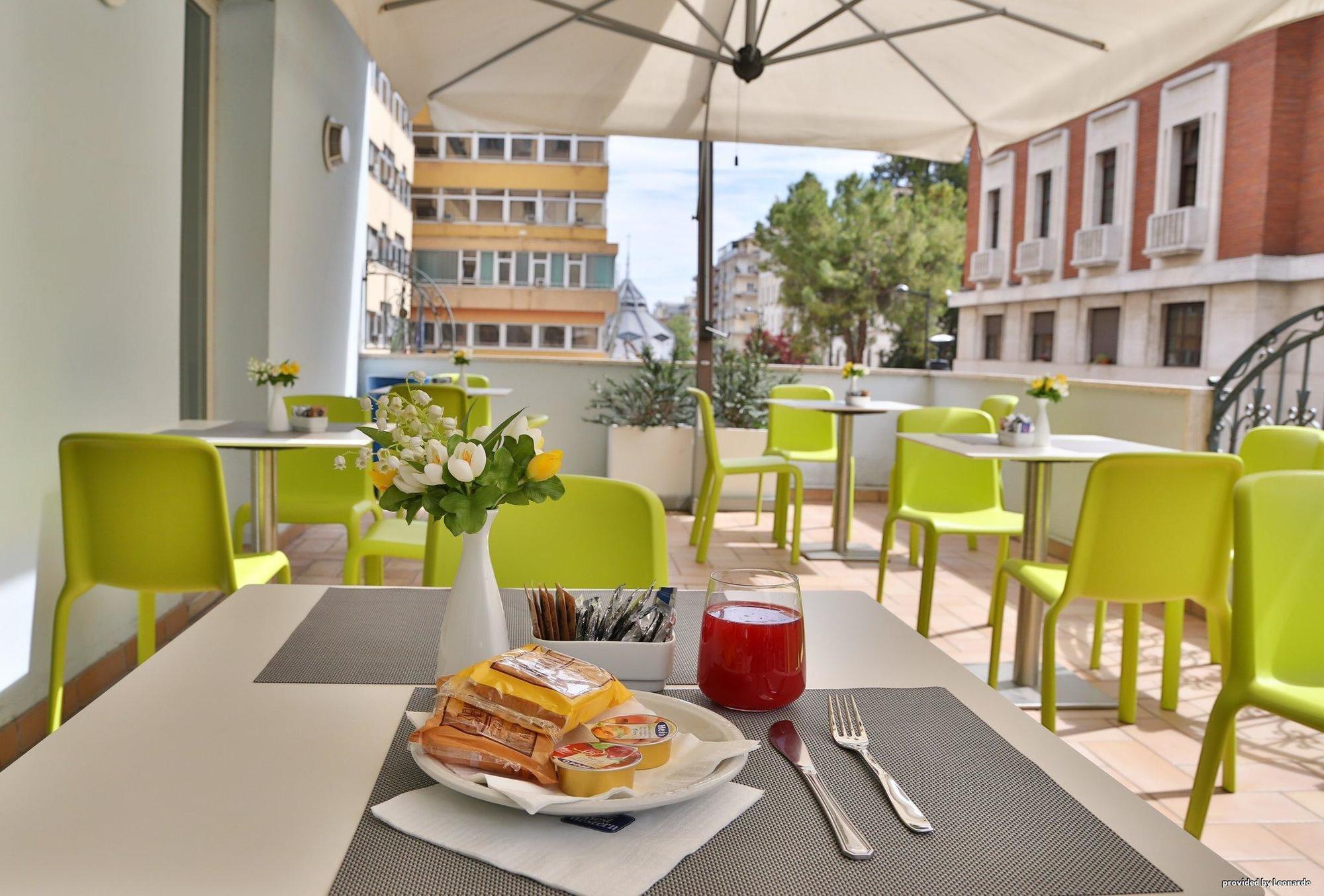 B&B Hotel Pescara Esterno foto