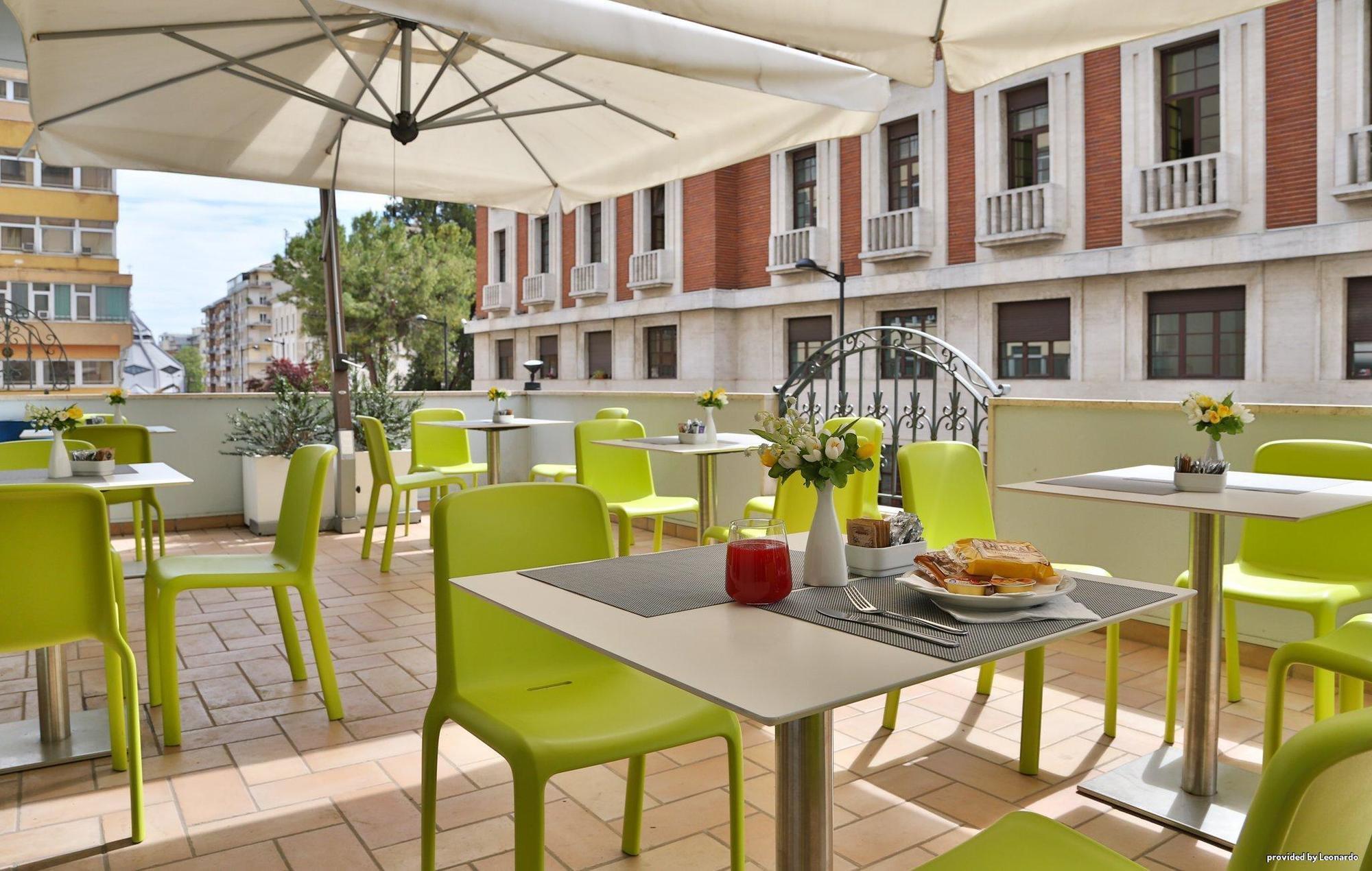B&B Hotel Pescara Esterno foto