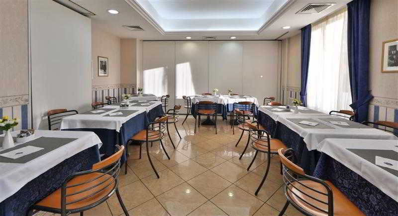 B&B Hotel Pescara Esterno foto
